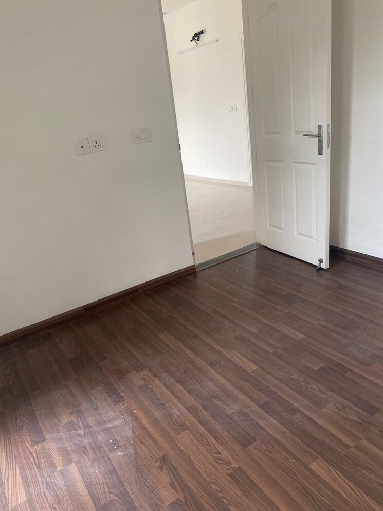 Room, bptp-elite-floors 3 Bedroom 250 Sq.Yd. Builder Floor In Sector 83 Faridabad 7635429