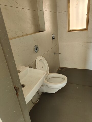 Bathroom in 6 BHK Apartment at Versova – for Sale
