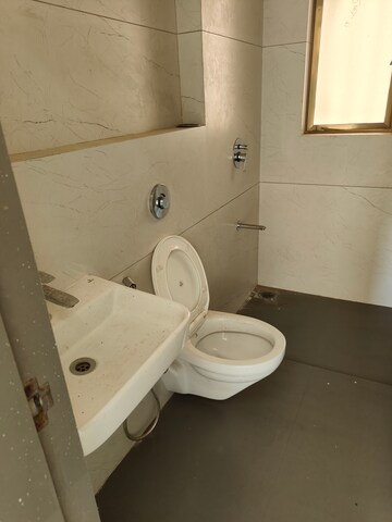 Bathroom in 6 BHK Apartment at Versova – for Sale