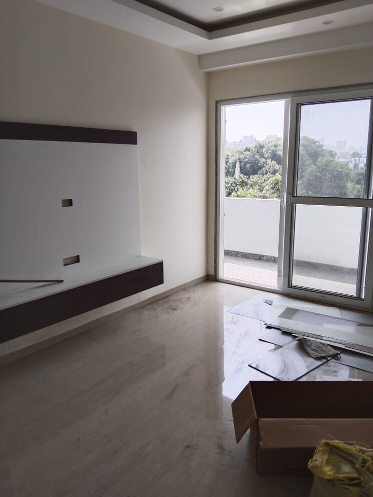 Room, sector 57 3 Bedroom 2100 Sq.Ft. Builder Floor In Sector 57 Gurgaon 7635707