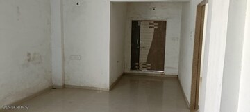 Room in 4 BHK Apartment at Adalaj – for Sale
