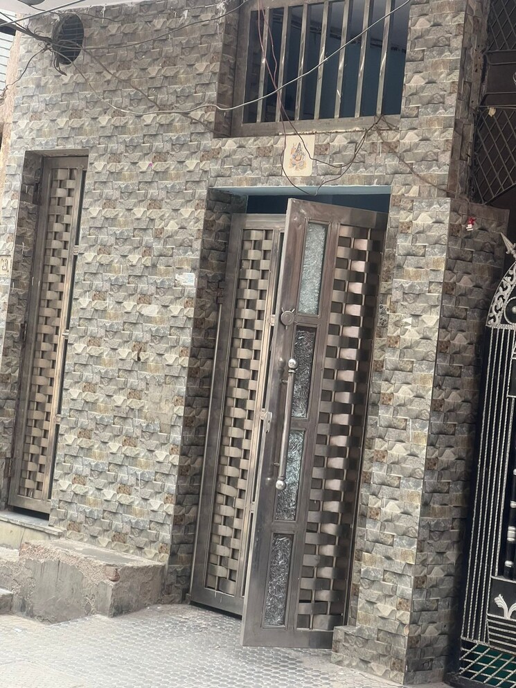 Exterior View, arjun nagar 2.5 Bedroom 45 Sq.Yd. Independent House In Arjun Nagar Gurgaon 7636094