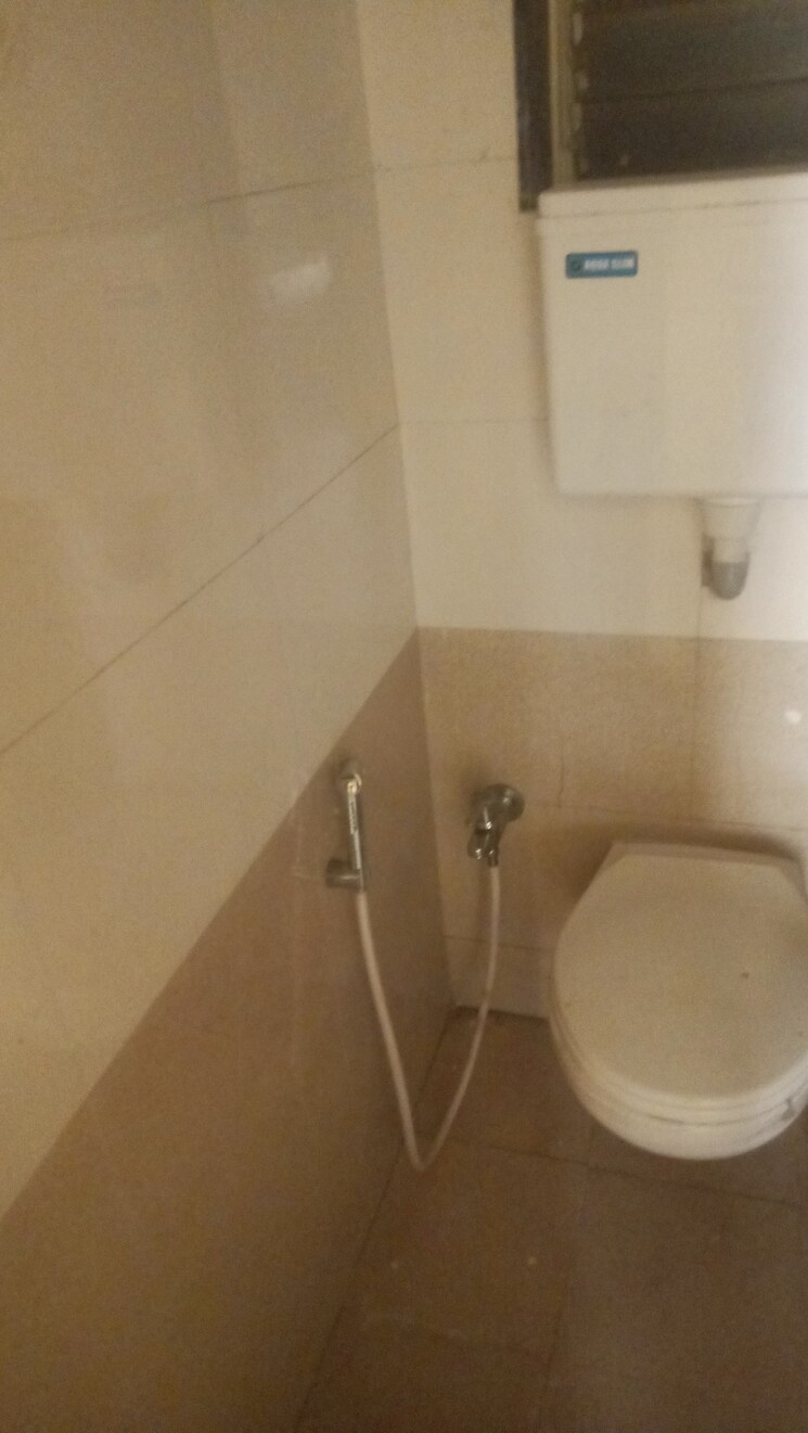 Bathroom, royce-paradise 1 Bedroom 600 Sq.Ft. Independent House In Kalyan West Thane 7636364