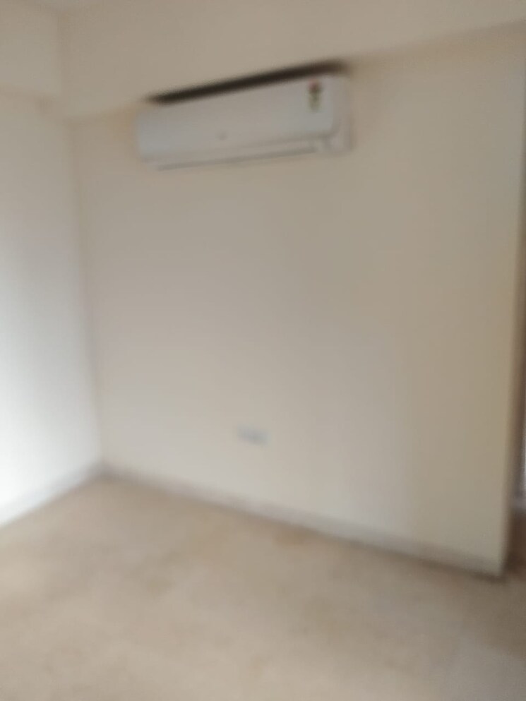 Room, dlf-regal-gardens 3 Bedroom 1755 Sq.Ft. Apartment In Sector 90 Gurgaon 7636567