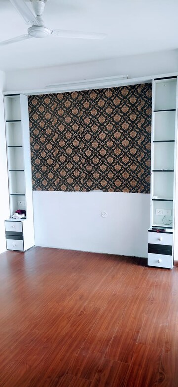 Bathroom in 2.5 BHK Apartment at Anthem French Apartment, Sector 16b Greater Noida – for Sale
