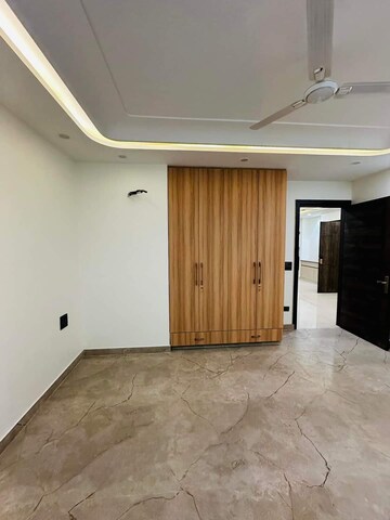 Room in 3 BHK Builder Floor at Chattarpur – for Sale