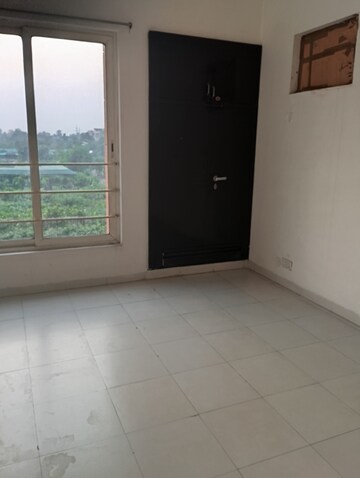 Room in 2 BHK Apartment at Shiv Sai Park Apartments, Sector 87 – for Sale