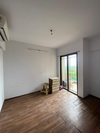 रेसिडेन्शियल फ्लॅट वर्ग फुट फॉर रीसेल इन दोंबिवली ईस्ट ठाणे  7638051