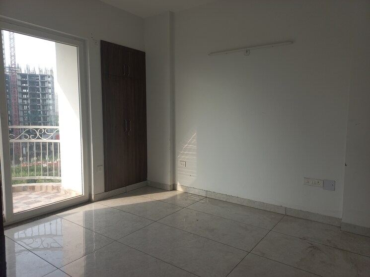 Room, urbtech-hilston 3 Bedroom 1650 Sq.Ft. Apartment In Sector 79 Noida 7638099