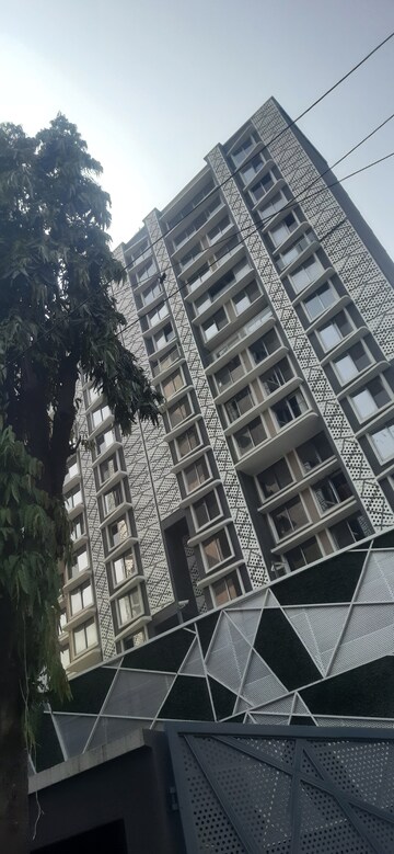 2 BHK Apartment For Rent in Juhu Mumbai  7638182