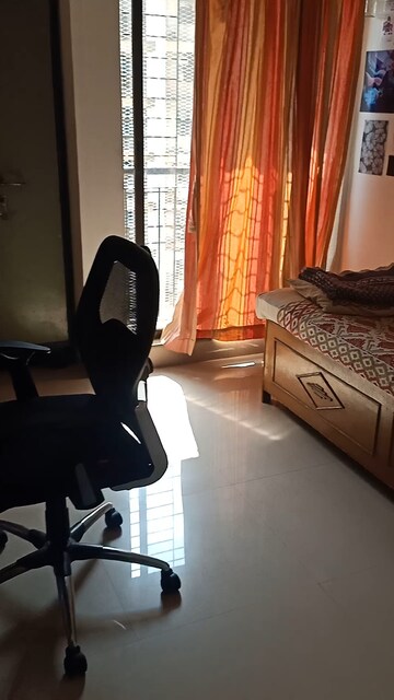 Living Room in 2.5 BHK Apartment at Sanghvi Valley, Kalwa – for Sale