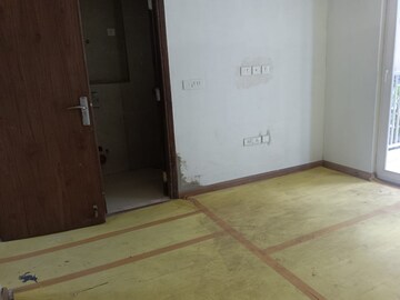 Room in 2 BHK Builder Floor at Ace Palm Floors, Sector 89 – for Sale