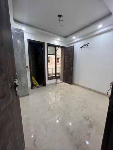 Room in 2 BHK Builder Floor at Chattarpur – for Sale