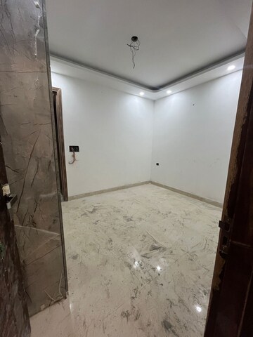 Room in 2 BHK Builder Floor at Chattarpur – for Sale