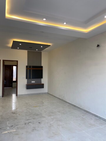Room in 4 BHK Independent House at MS Enclave Zirakpur, Dhakoli Village – for Sale