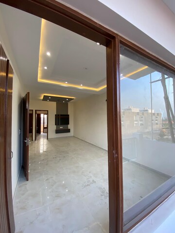 Room in 4 BHK Independent House at MS Enclave Zirakpur, Dhakoli Village – for Sale