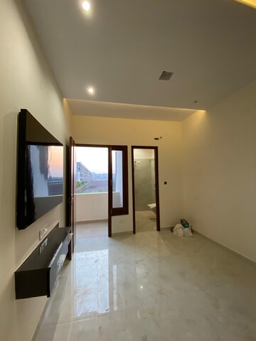 Room in 4 BHK Independent House at MS Enclave Zirakpur, Dhakoli Village – for Sale