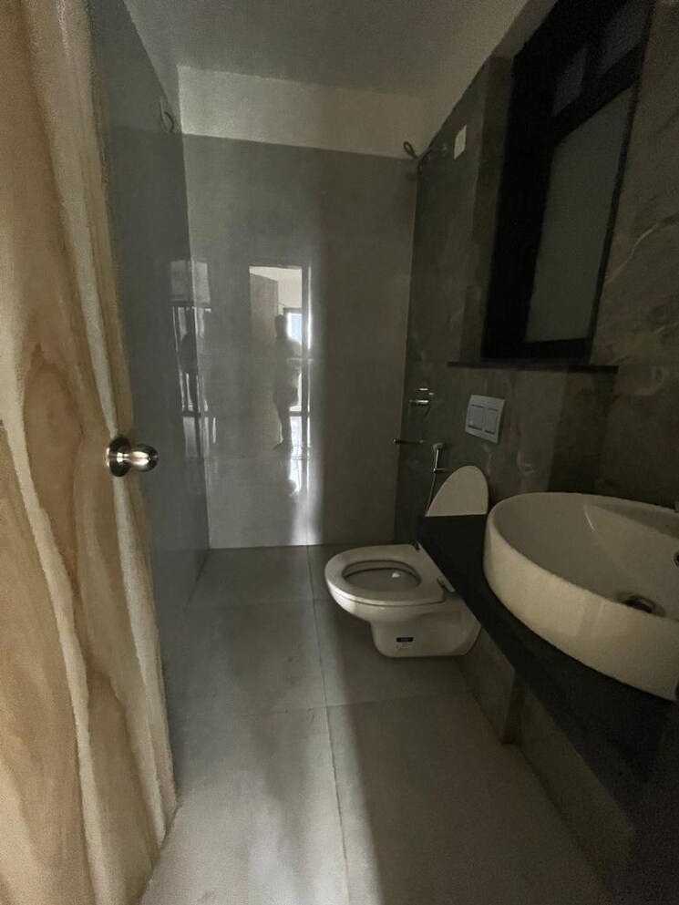 Bathroom, micl-aaradhya-highpark 3 Bedroom 961 Sq.Ft. Apartment In Mira Road Thane 7638654