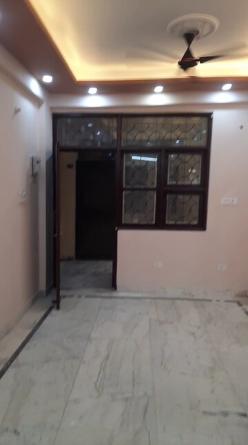 Room in 2 BHK Builder Floor at Shalimar Garden Extension 1 – for Sale