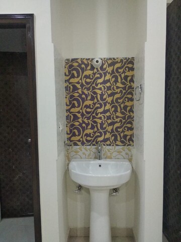Bathroom in 3 BHK Builder Floor at Gms Road – for Sale