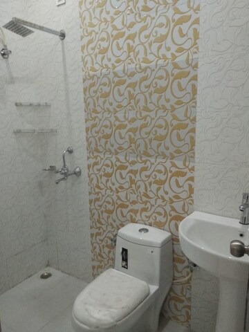 Bathroom in 3 BHK Builder Floor at Gms Road – for Sale