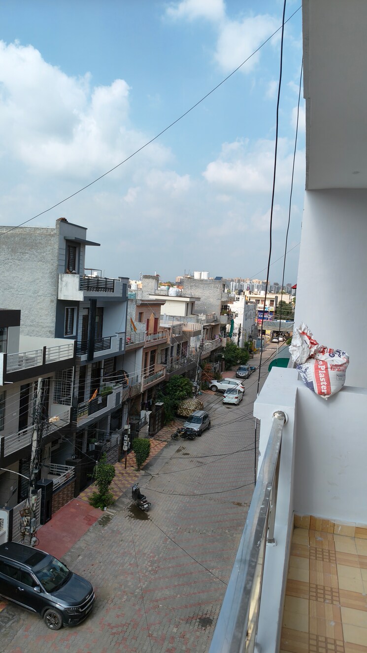 Exterior View, dhakoli 2.5 Bedroom 100 Sq.Yd. Apartment In Dhakoli Zirakpur 7638987