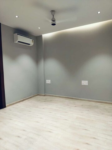 3 BHK Builder Floor For Sale in South City 2