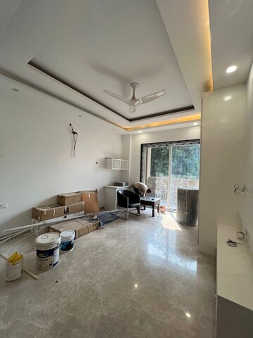 Room in 3.5 BHK Builder Floor at South City 2 – for Sale