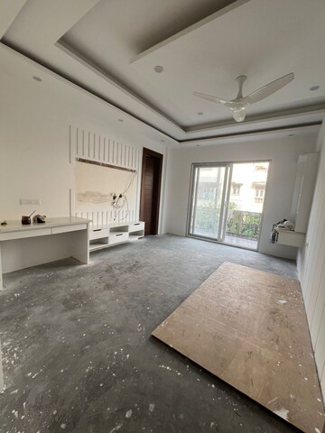 Room in 3.5 BHK Builder Floor at South City 2 – for Sale