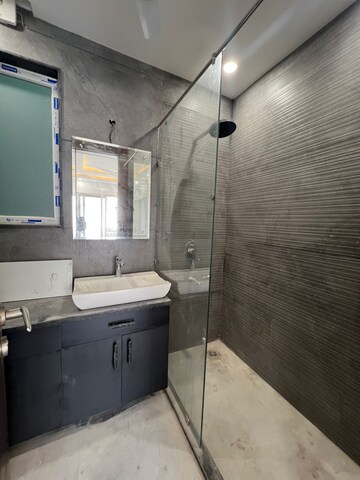 Bathroom in 3.5 BHK Builder Floor at South City 2 – for Sale