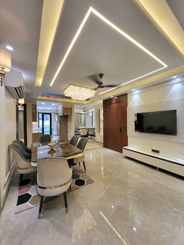 Living Room in 4 BHK Builder Floor at Unitech South City II, South City 2 – for Sale