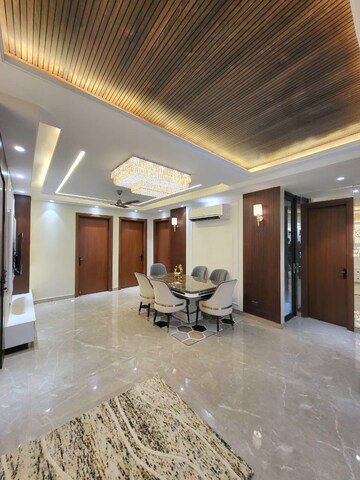 Living Room in 4 BHK Builder Floor at Unitech South City II, South City 2 – for Sale