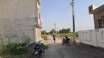  Plot – Exterior View View at Select City Residency, Tilapta - for Sale