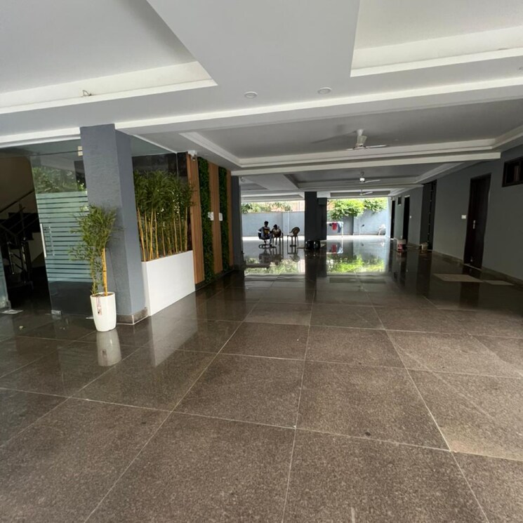  Parking, nirvana-country-birch-court 4 Bedroom 3500 Sq.Ft. Builder Floor In Nirvana Country Gurgaon 7639520