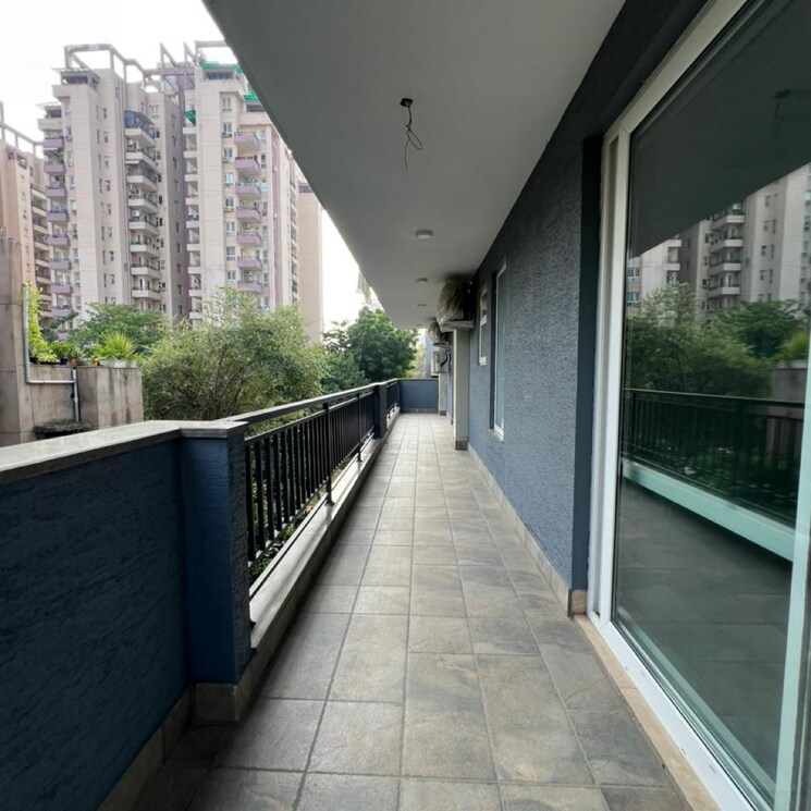 Balcony, nirvana-country-birch-court 4 Bedroom 3500 Sq.Ft. Builder Floor In Nirvana Country Gurgaon 7639520