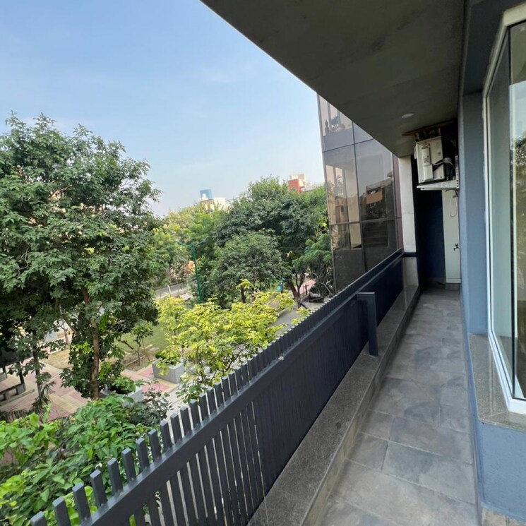 Balcony, nirvana-country-birch-court 4 Bedroom 3500 Sq.Ft. Builder Floor In Nirvana Country Gurgaon 7639520