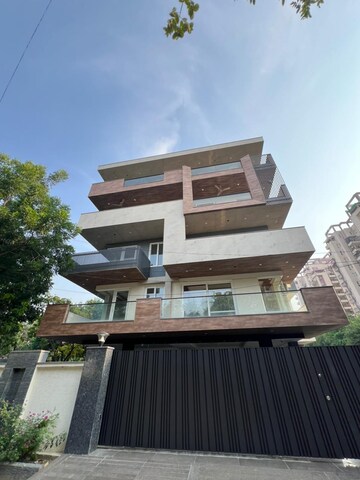 4 BHK Builder Floor – Exterior View View at SS Southend Floors, South City 2 - for Sale
