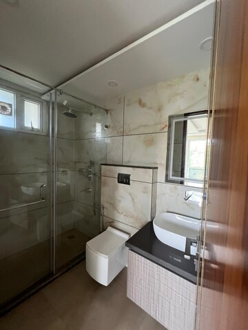 Bathroom in 4 BHK Builder Floor at SS Southend Floors, South City 2 – for Sale
