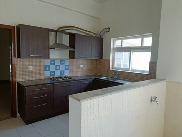 Kitchen in 3.5 BHK Apartment at Prestige Kensington Gardens, Jalahalli – for Sale