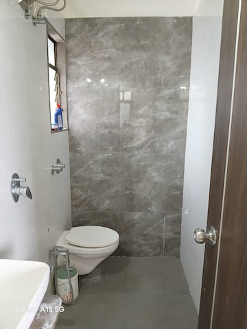 Bathroom in 2 BHK Apartment at Kanakia Challengers, Kandivali East – for Sale