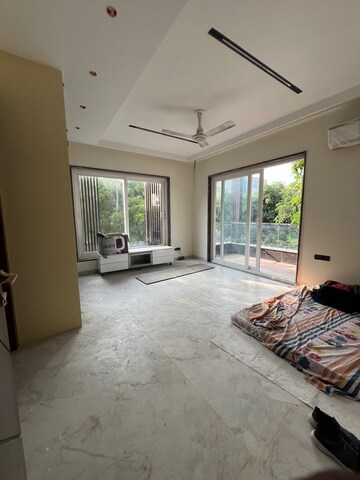 Bedroom in 4 BHK Builder Floor at Unitech South City II, South City 2 – for Sale
