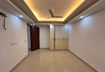 Room in 3 BHK Builder Floor at Chattarpur – for Sale