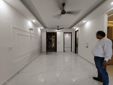 Room in 3 BHK Builder Floor at Chattarpur – for Sale