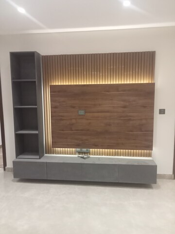 Furnished Amenities in 3 BHK Apartment at Sector 12 Dwarka – for Sale