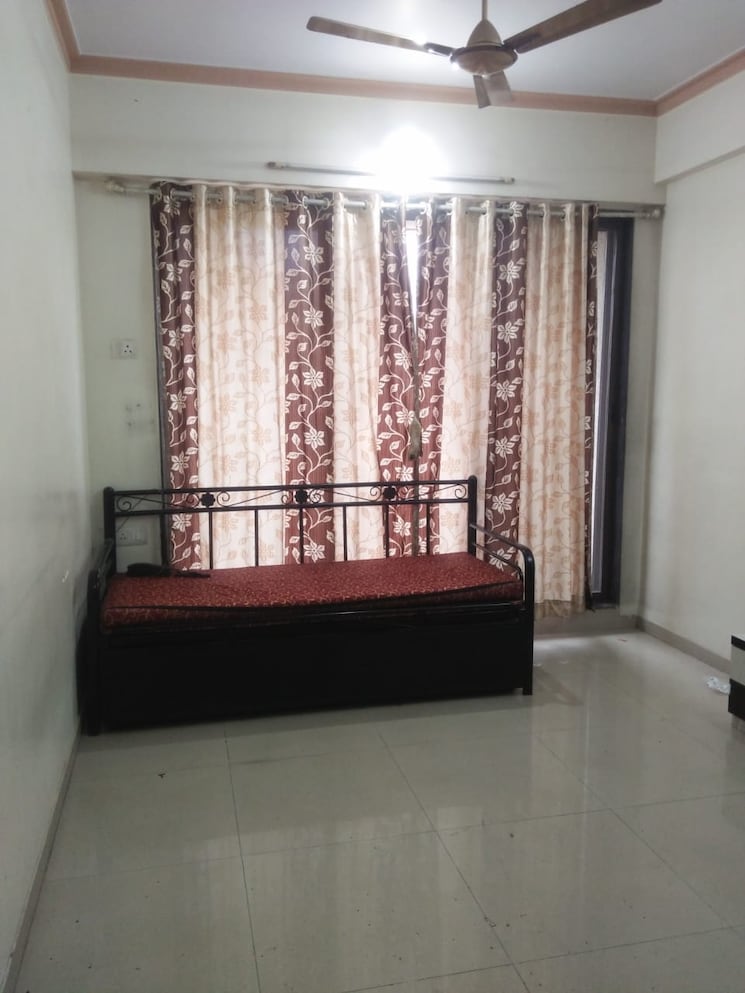 Room, coral-heights 1 Bedroom 450 Sq.Ft. Apartment In Kavesar Thane 7641546