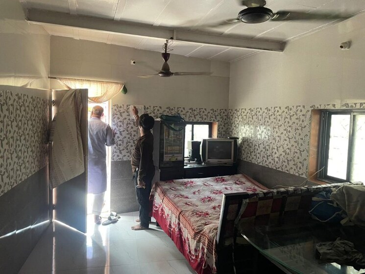 Room, vidya vihar 1 Bedroom 350 Sq.Ft. Independent House In Vidya Vihar Mumbai 7641627