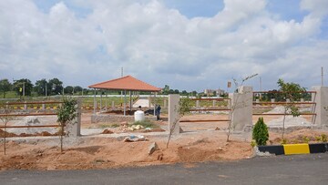  Plot For Sale in Kadthal