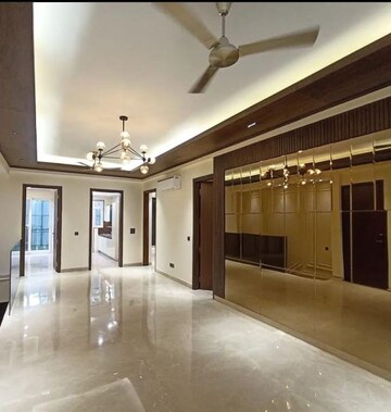 Room in 3 BHK Builder Floor at Mahavir Enclave 1 – for Sale