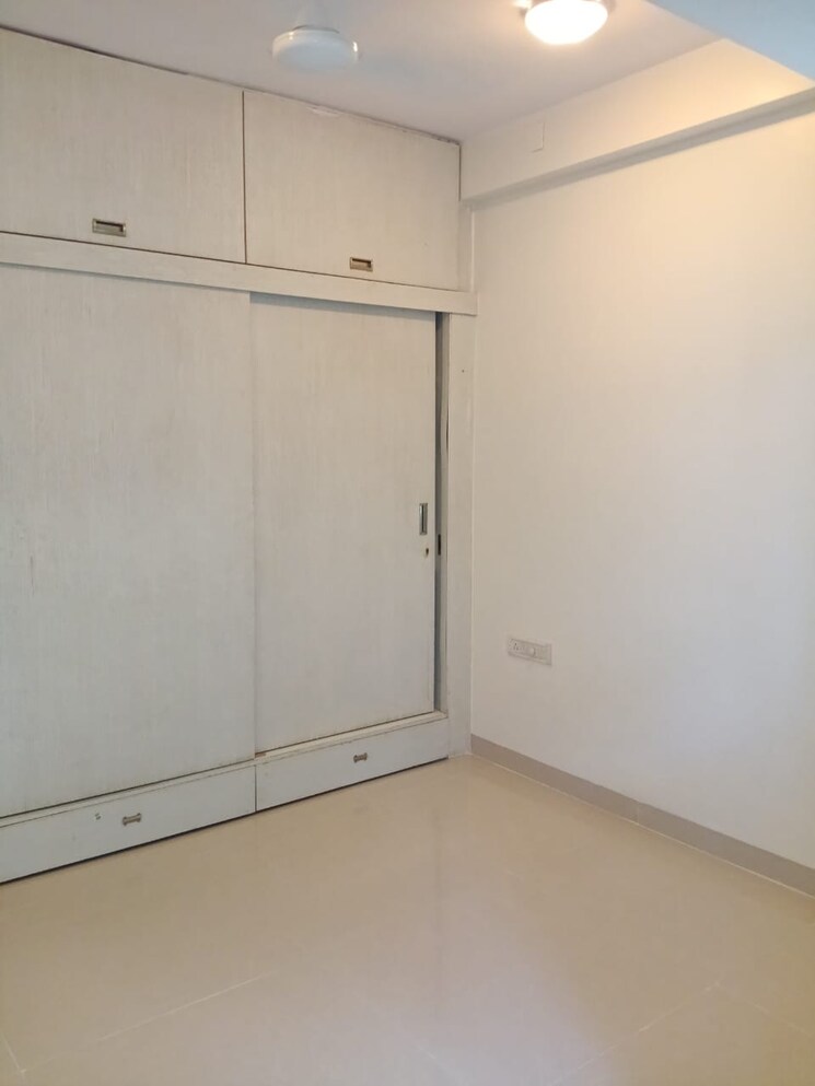 Room, ravi-darshan 2 Bedroom 1150 Sq.Ft. Apartment In Pali Hill Mumbai 7642066