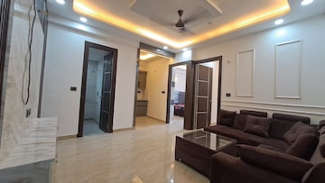 Living Room in 2 BHK Builder Floor at Sector 73 – for Sale